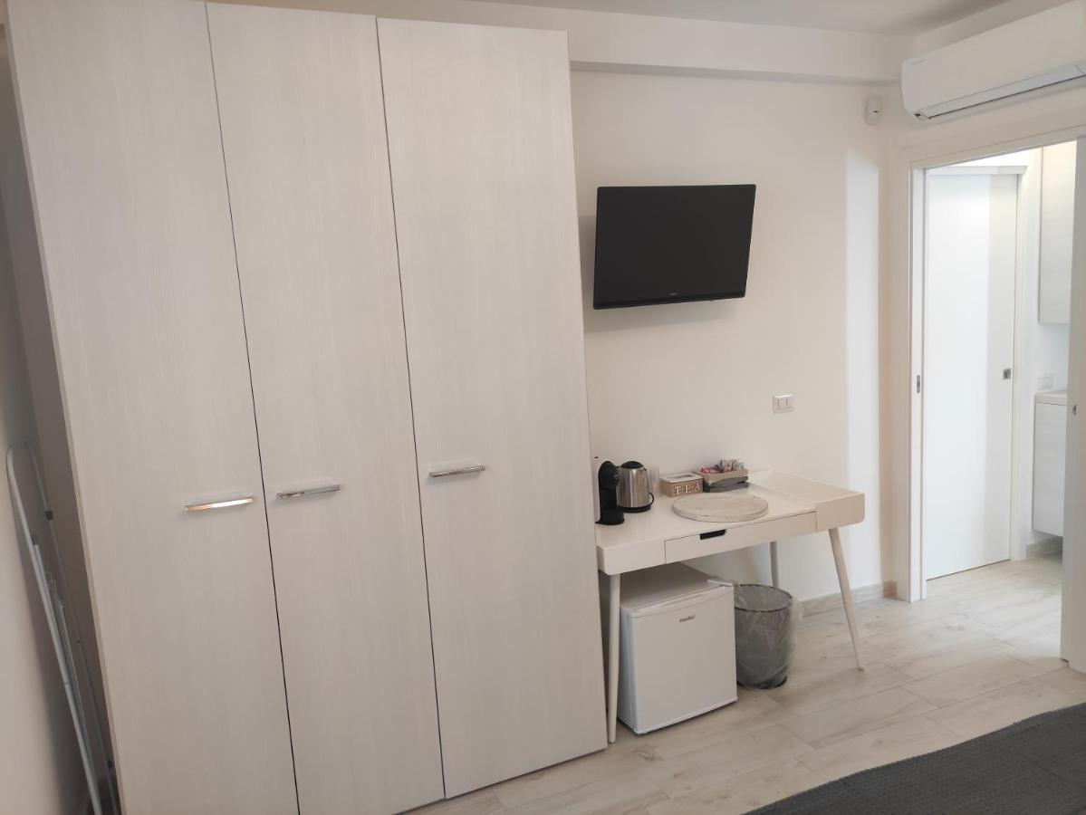 Live Home Rooms Villasimius Exterior photo